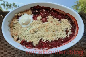 Anne Usulü Geleneksel Meyveli Crumble Tarifi