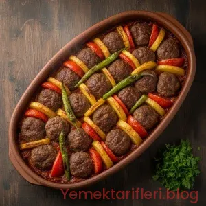 Fırında Köfte Patates: Geleneksel Usulde Lokum Kıvamında Lezzet Sırları