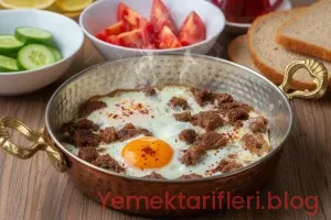 Geleneksel Usulde Kavurmalı Yumurta Tarifi: Kahvaltı Sofralarının Vazgeçilmezi