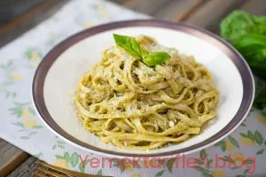 Geleneksel Yöntemlerle Hazırlanmış Enfes Pesto Soslu Makarna Tarifi